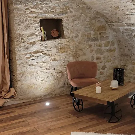 A L'ombre Des Sentiers Bed & Breakfast *